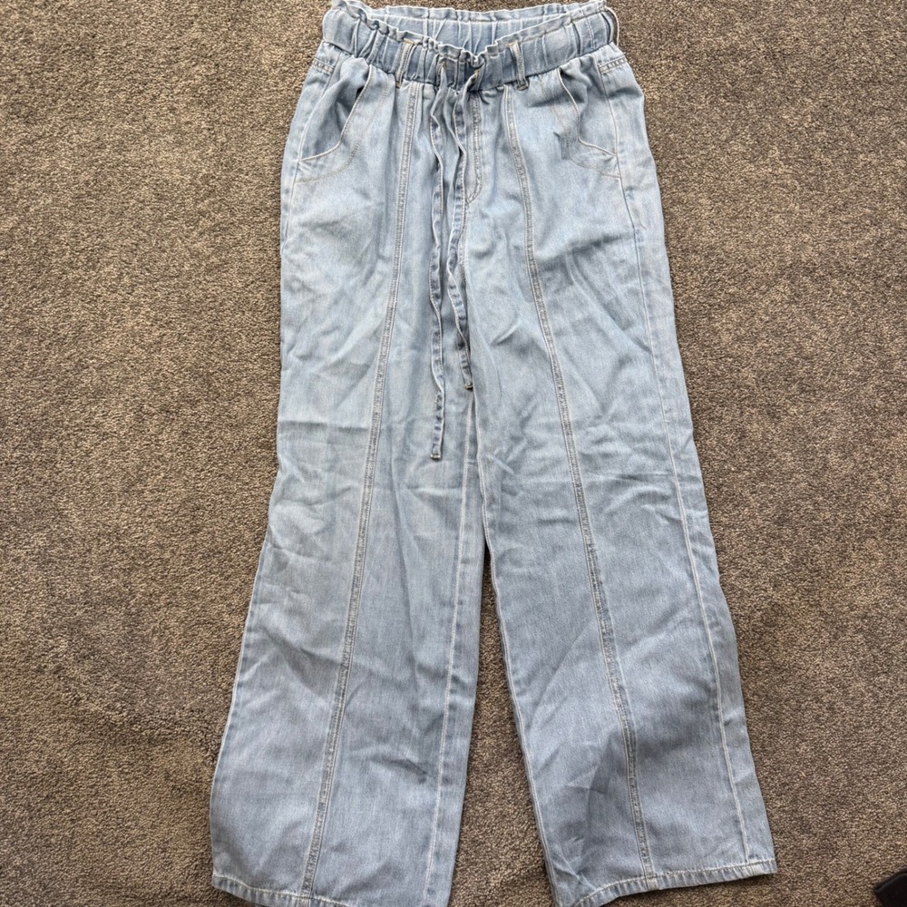 Velvet Heart Light Wash Wide Leg Paperbag Waist Denim Pants Small DEP-1025T